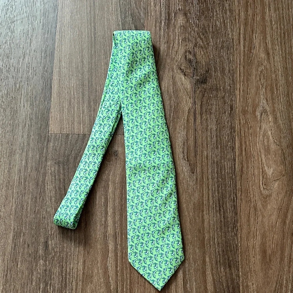 Vineyard Vines Light Green Whale of a tie